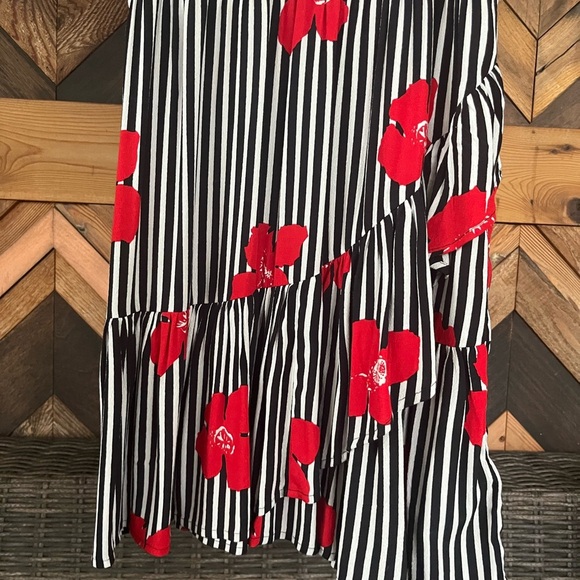 Madewell Ruffle-Wrap Dress in Candied Orchids Size 2 - Picture 10 of 10